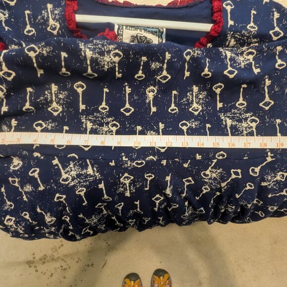 Effie's Heart dress size 3x - key pattern - Picture 9 of 10